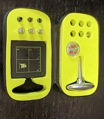 Provo Craft Silent Setter - Eyelet Setter Crafting Case Complete Set - Image 1 of 4