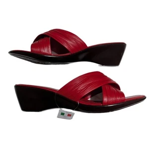 BARE TRAP Soft Leather heeled Red Sandals Size 4l/10 Made In Italy BNWB - Picture 1 of 6