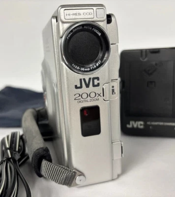 JVC Video Camera Mini DV GR-DVM50 Digital Cybercam Bundle + Dock Charger Tested! - Image 1 of 4