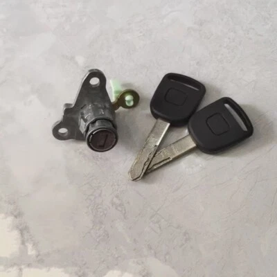 For Honda Fit 2005-2008 Front Left Door Lock w/ Key Blade Cylinder  - Image 1 of 4