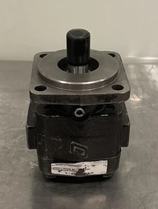 Permco M2100A731EDZA07-32 Hydraulic Pump M2100 Series Motor NEW! FREE SHIPPING! - Picture 1 of 12