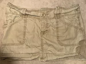 American Eagle Outfitters Khaki Mini Skirt Sz 4 - Bild 1 von 6