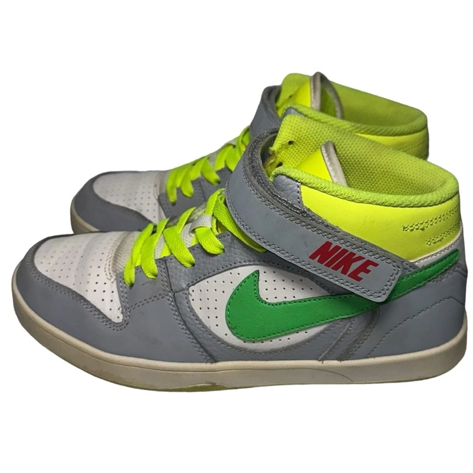 Tenis Nike Niña Juvenil Talla 7Y Gris Blanco Amarillo Crepúsculo Mediados 580774-136 Foto 1 de 4