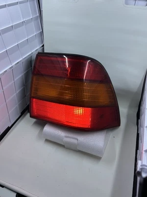 1995 1996 1997 LEXUS LS400 LS 400 Right Passenger RH  Tail Light OEM W/ Harness - Image 1 of 4