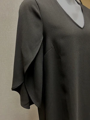 Karen Kane Bella Blue Split V-Neck Knit Pullover Black Shift Dress Size XL NWT - Image 1 of 4