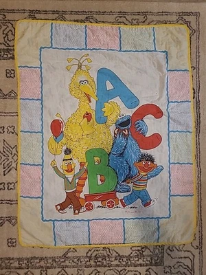 Manta Cuna Bebé Calle Sésamo De Colección ABC Galleta Monstruo Big Bird Bert Ernie  Foto 1 de 4