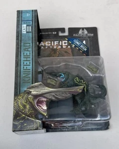 McFarlane - Pacific Rim - 4" Leatherback (Kaiju) Figur Spielset & Comic [neues Spielzeug - Bild 1 von 8