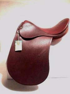 NEW 17" RD Dressage saddle (A127) Ruiz Diaz  - Picture 1 of 5