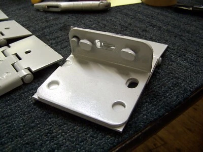 批量 4 件 托盘 机架 转角适配器 带超金属支架 全新 — 第 1/3 张图片