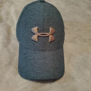 Gorra de béisbol Under Armour de ajuste clásico para hombre M/L azul con logotipo gris - Imagen 1 de 6