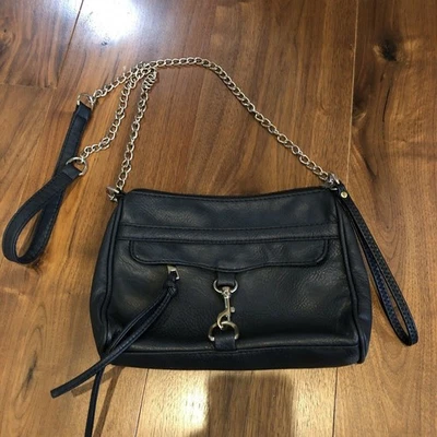 Yoki 素食皮革黑色镀铬细节斜挎包/包 — 第 1/4 张图片