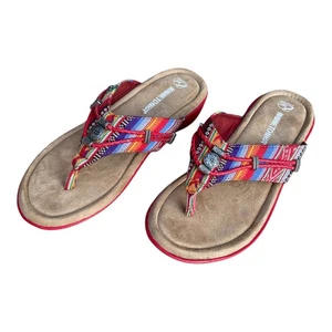 Minnetonka Silverthorne 360 Sandals Women’s Size 10 M Red Southwestern Print - Picture 1 of 7