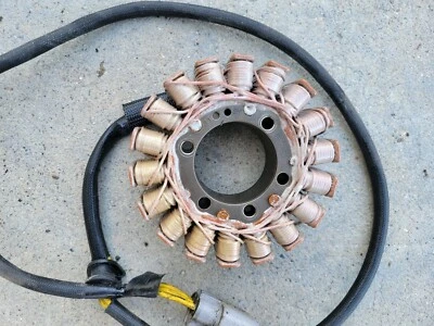 Ducati Monster 1200R 2017-2019 generador bobina de ferrita 2 k millas 26420501A Foto 1 de 3