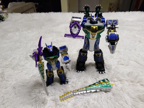 Bandai Power Rangers Wild Force Gaoranger DX Gao Hunter Blue Moon + Mini Figure Cover