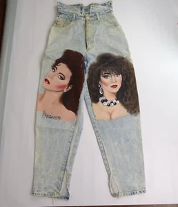 Jeans handbemalt von Künstler Jeans Frau weiblich Kunst Wandbild Vintage 93 - Bild 1 von 24
