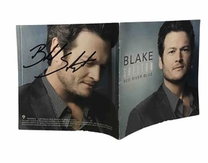 Blake Shelton - Red River Blue Country Music CD Booklet- SIGNED & AUTOGRAPHED🤠 - Picture 1 of 2