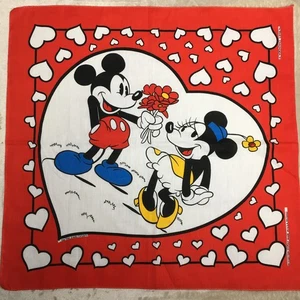 Vintage 80s MICKEY & MINNIE MOUSE WALT DISNEY Bandana Heart Cartoon Handkerchief - Picture 1 of 7