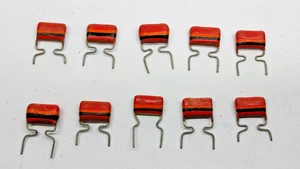 CANTIDAD DE 10 CONDENSADORES DE 250 VOLTIOS PECES TROPICALES 22 nF (0,022 uF) - Imagen 1 de 1