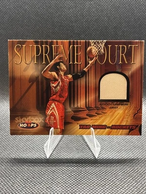 2004-05 NBA Hoops Corte Suprema Camisetas Yao Ming #SC/YM HOF Foto 1 de 4