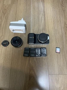 Blackmagic Pocket Cinema Camera (BMPCC OG) (issue), lumix g 14-42 - Picture 1 of 3