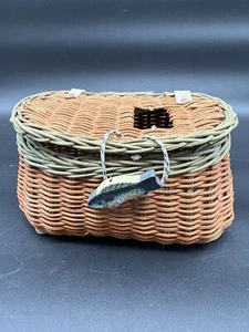 VTG Fly Fishing Basket For Fisherman’s Belt Decorative Woven Wicker Wooden Fish - Picture 1 of 9
