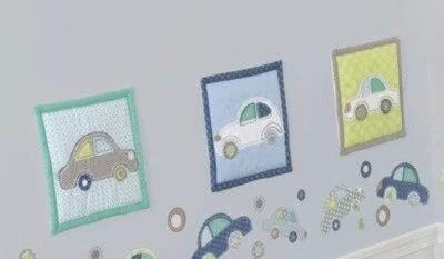 Juego de 3 colgantes de pared adornados Summersault para bebé enfermera, coche Big Wheels Foto 1 de 4