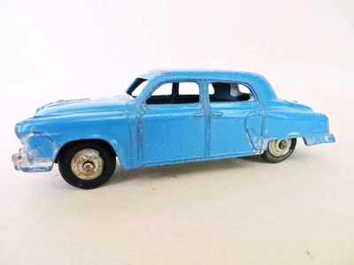 DINKY 172 'STUDEBAKER LAND CRUISER' BLUE. ORIGINAL. VINTAGE. COMPLETE - Image 1 of 4