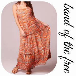 EUC B.O.G. Band of the Free Alejandra Paisley Tiered Maxi Dress Sz. M Orange - Picture 1 of 9