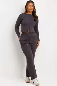 Damen Frauen geripptes Molly durchgeknöpftes Oberteil und Hose mit weitem Bein Co-ord Set - Bild 1 von 20