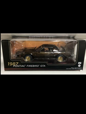 1987 Pontiac Trans Am Russet 1:18 Greenlight 13588 - Image 1 of 4