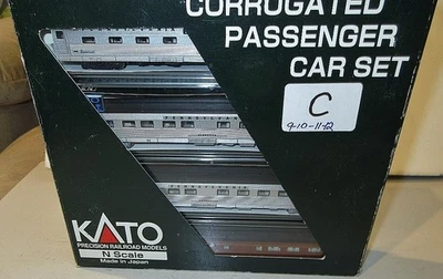 KATO N SCALE #106-1504  CORRUGATED PASSENGER CAR SET (SET) C #9-12 - Image 1 of 2