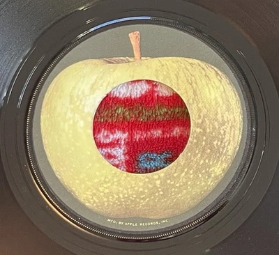 The Beatles Apple 45 Record Ticket To Ride Error Blank Label 1975 All Rights LA Foto 1 de 4