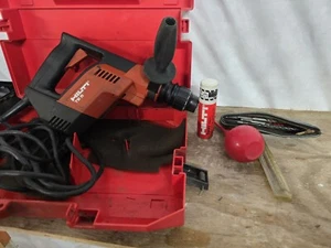 Hilti Te 5 Rotary Hammer Drill with Bits and Chipping Gun - Case Included - Picture 1 of 3