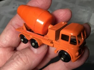 Lesney No. 26 Foden Cement Mixer - Picture 1 of 8