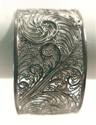 Bracelete de prata com motivo de samambaia/pena de filigrana 7 polegadas  - Imagem 1 de 4