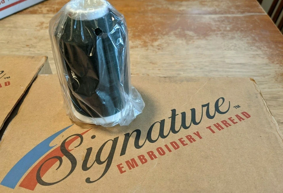 A&E signature  Embroidery Thread 122 SB Poly, 5000 yard - dark green #40 - Image 1 of 1