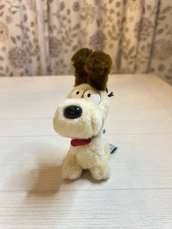 Vintage 1983 Dakin Garfield “ Odie “ Stuffed Plush Dog Sitting 5” - Image 1 of 4