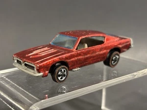 Barracuda personalizada vintage Hot Wheels Redline rojo rubí con interior gris muy rara - Imagen 1 de 7
