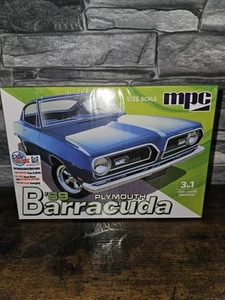 MPC 994 1/25 1969 Plymouth Barracuda Plastic Model Kit - Picture 1 of 7