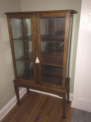 Oak CURIO China display Cabinet GUILFORD New North West Haven Madison Branford Cover