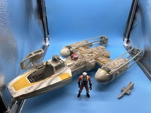 VTG 1999 Hasbro STAR WARS Y-WING Bomber Yellow Fighter Complete Great Condition - Picture 1 of 24