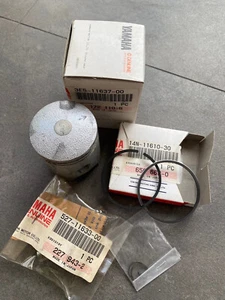 YAMAHA PW80 V80 Y80 PISTON KIT O/S 0.75 NOS 3E5-11637-00 - Picture 1 of 9