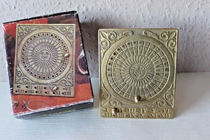 40er 50er alter immerwährender ewiger Kalender Messing Sonnenmotiv Vintage - Bild 1 von 8