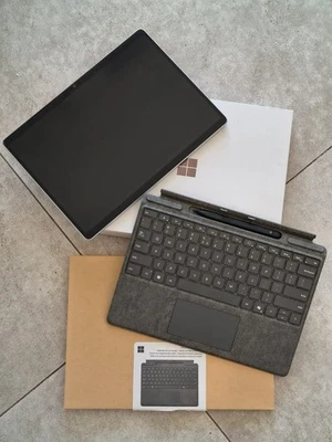 GENUINE Laptop Microsoft Surface Pro 11 Copilot+ PC / 16 GB / 13" / 512GB Pen2 - Bild 1 von 4