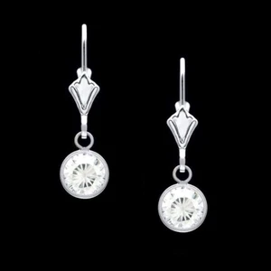 Pendientes colgantes de oro blanco de 14 k con bisel redondo de diamantes simulados de 2 quilates - Imagen 1 de 4