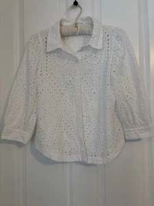 Evereve - Women’s White Eyelet Button Up Blouse.  Size S - Picture 1 of 8