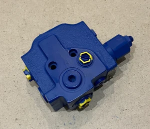 REXROTH VALVE. R900427591. LT06-A06-30/150B40/02M - Picture 1 of 4