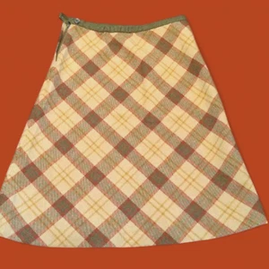 TURTLE BAY vintage 60s 70s A-Line Plaid Skirt cream olive red gold 0 2 24" 3E - Picture 1 of 11