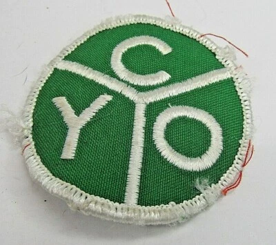 Catholic Youth Organization CYO Green Religious Patch Christan 3" - Image 1 of 2