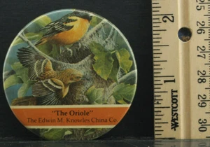 Botón Pin Imagen Oriole "The Oriole The Edwin M Knowles China Co" - Usado B357 - Imagen 1 de 2